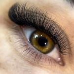 آکادمی تخصصی و خدمات مژه هیوا زارع پور