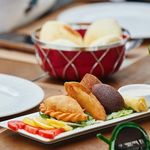 رستوران لبنانی باب البحر