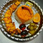 تهیه غذا سیمرغ