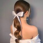 سالن زیبایی و سولاریوم پر طلایی