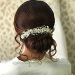 سالن زیبایی و سولاریوم پر طلایی
