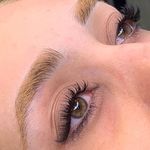 سالن زیبایی و سولاریوم پر طلایی