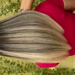 سالن زیبایی و سولاریوم پر طلایی