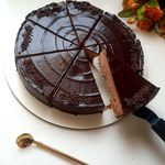 کیک و شیرینی خانگی شرق
