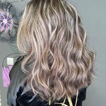 آرایشگاه زنانه آرشیدا