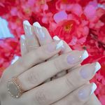 آرایشگاه نیلا رز