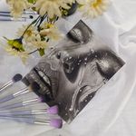 نقاشی سیاه قلم آتنا