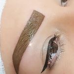 خدمات ابرو ماهک