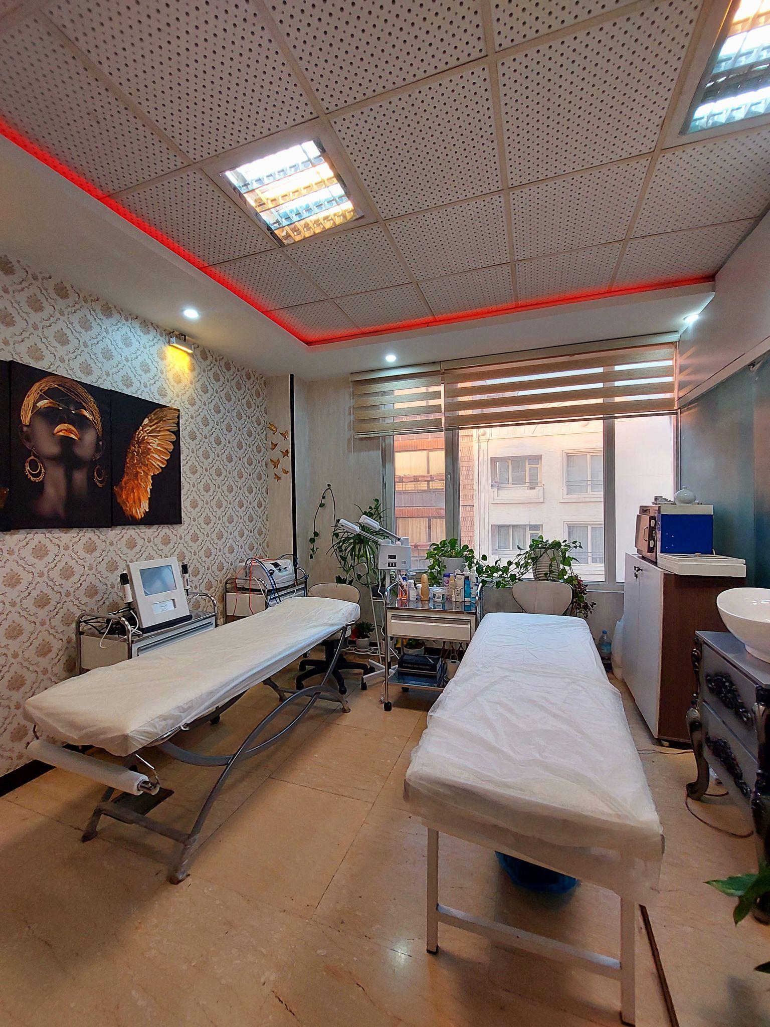 کلینیک زیبایی آریل