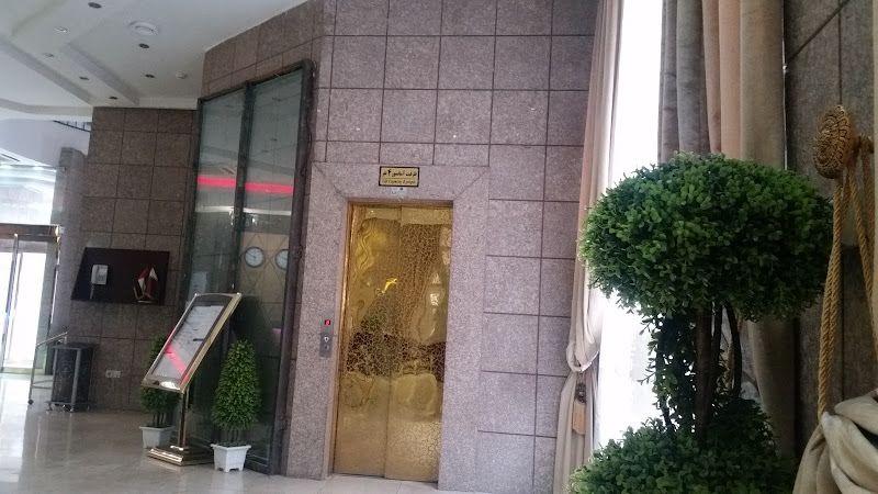 Sayeh Hotel