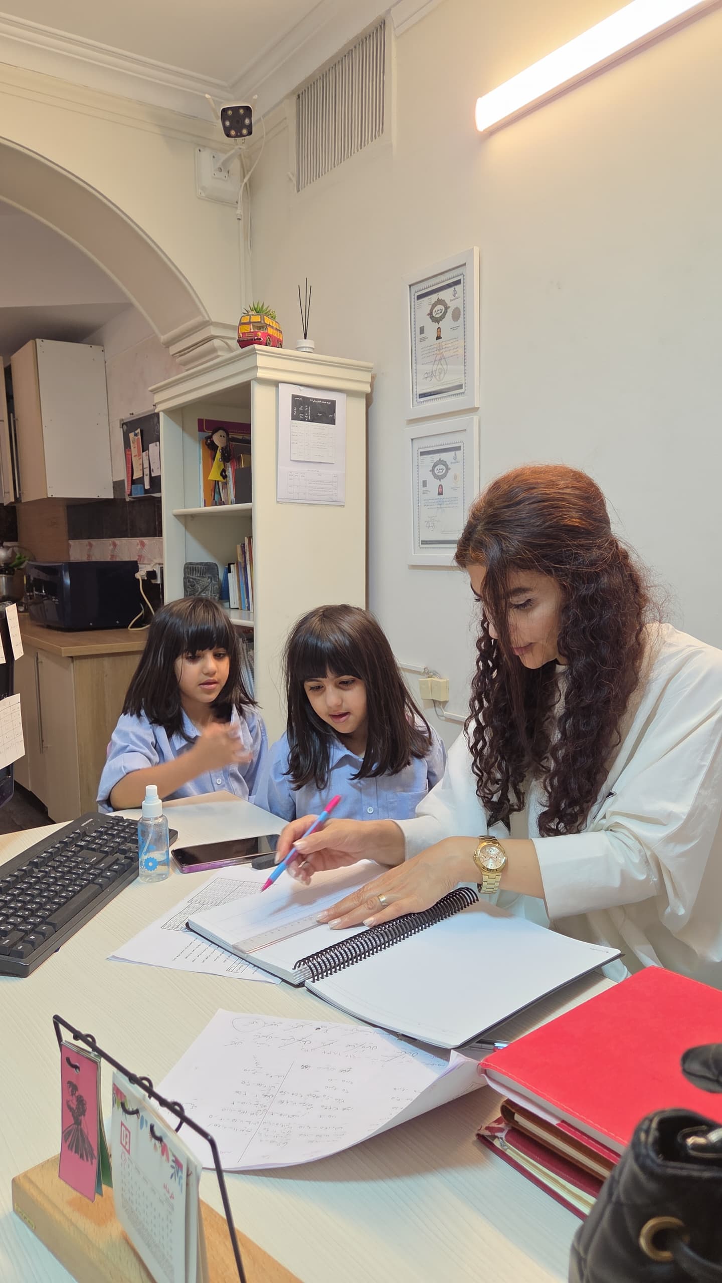 گفتار درمانی و کار درمانی آبا