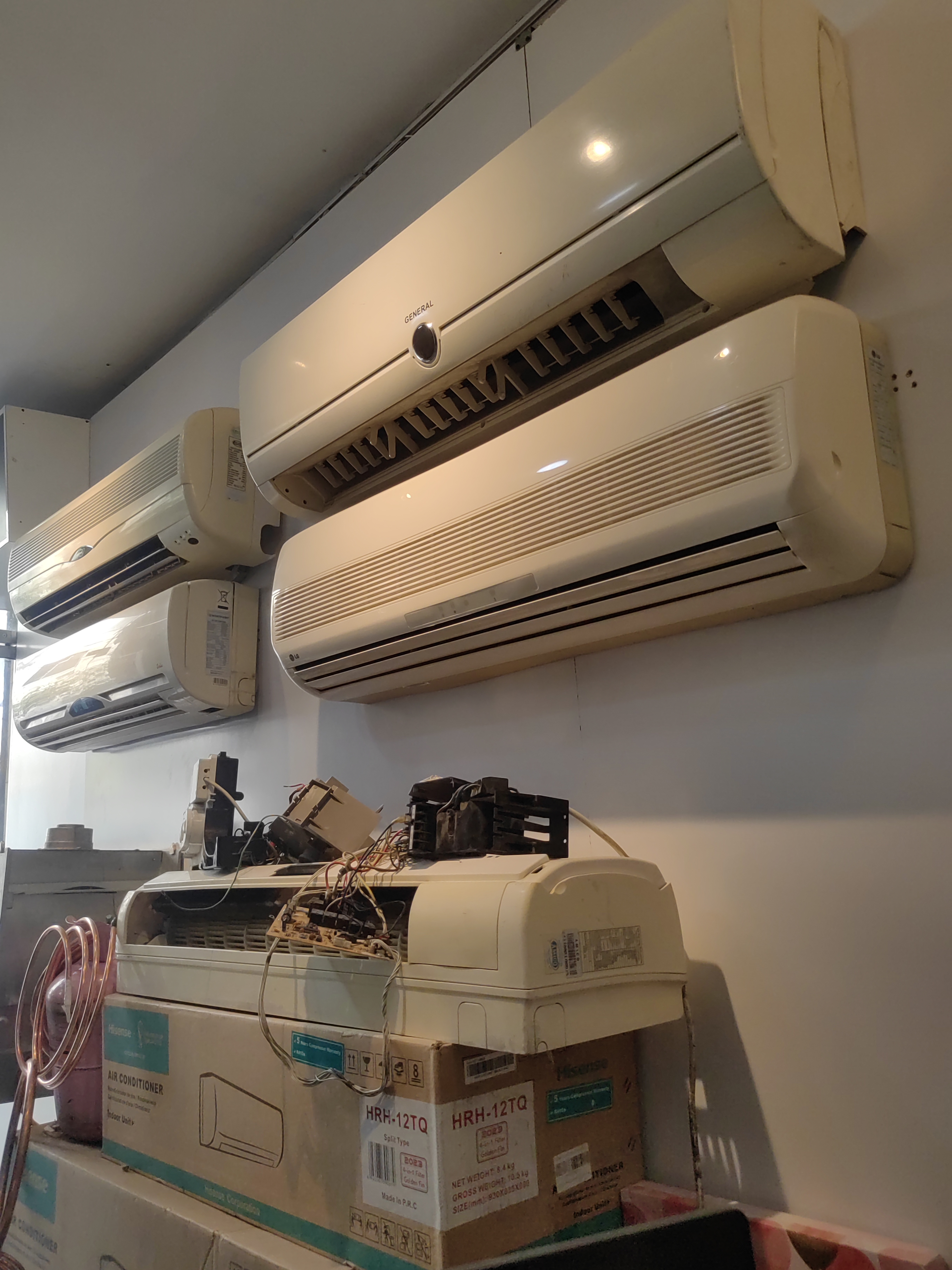 کولرگازی و پکیج ایکا (ایران چیل ایر)