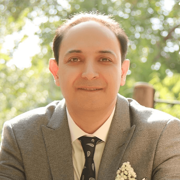 مطب پوست مو و زیبایی خداکرمی