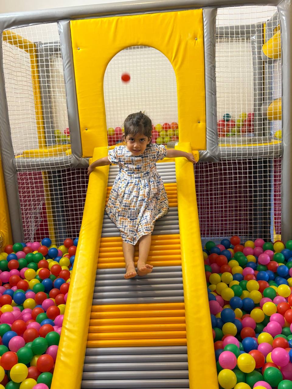 مهدکودک قصر سپید
